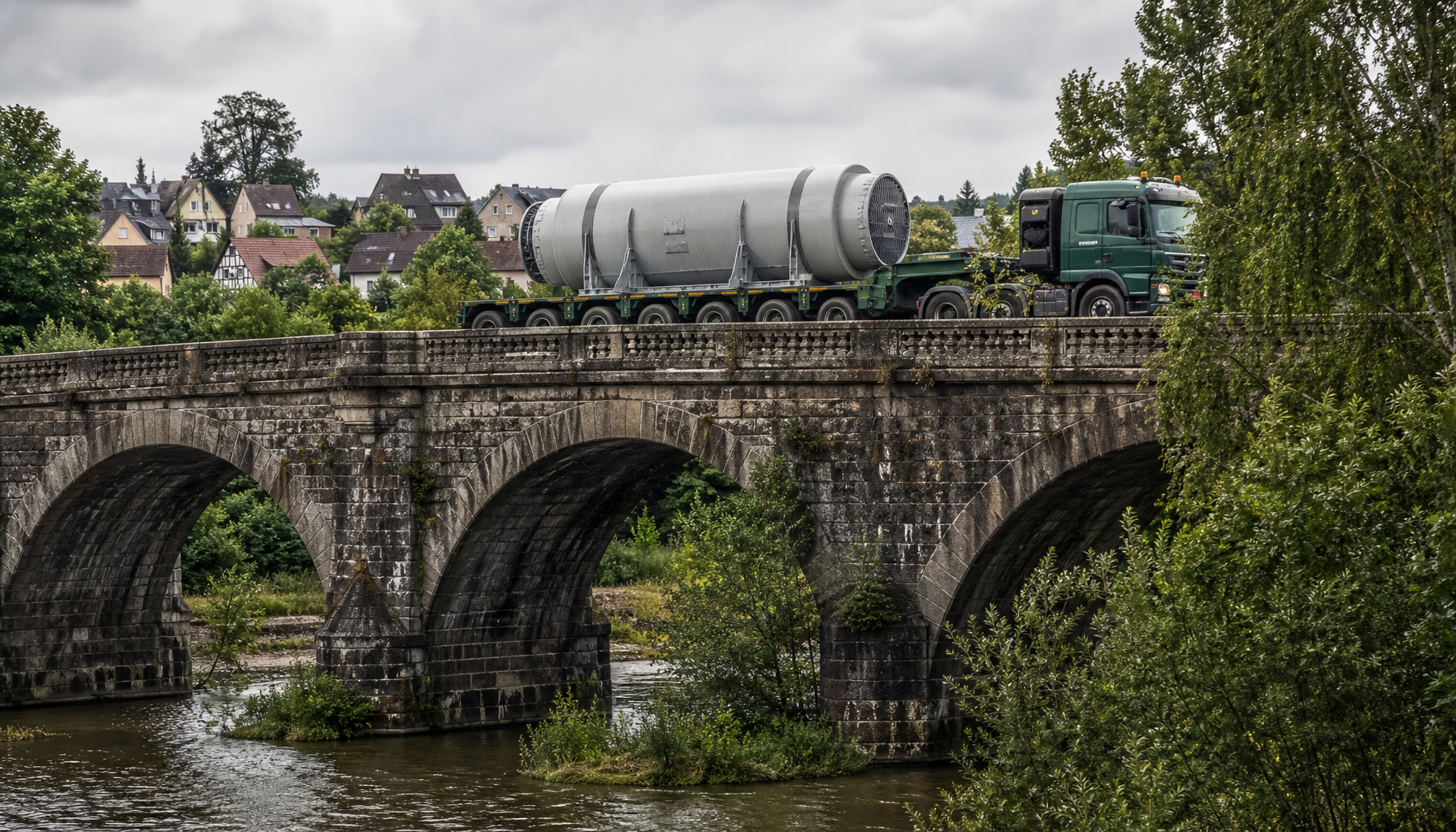 130 Tonnen über marode Brücken: Wie sicher sind Castortransporte?